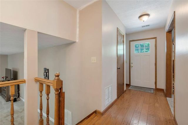 111 Omega Drive, Lawrenceville, GA 30044