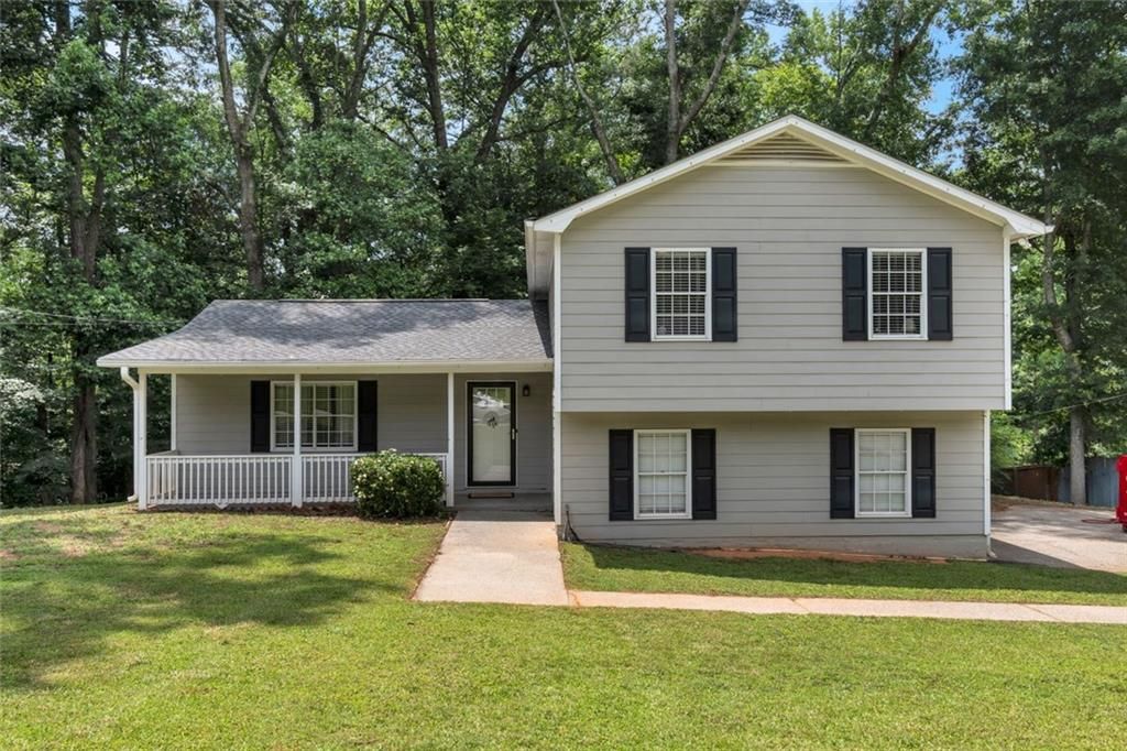 111 Omega Drive, Lawrenceville, GA 30044
