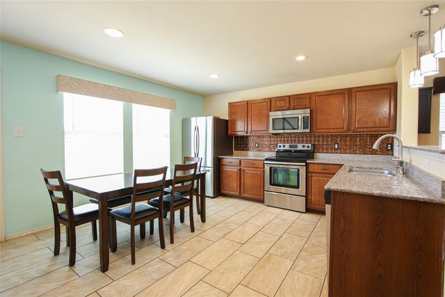 617 Blayke Street, Burleson, TX 76028