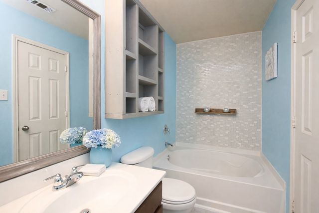 617 Blayke Street, Burleson, TX 76028