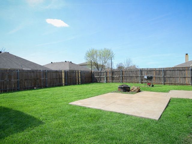 617 Blayke Street, Burleson, TX 76028