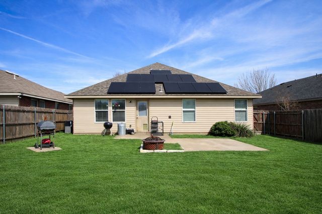 617 Blayke Street, Burleson, TX 76028