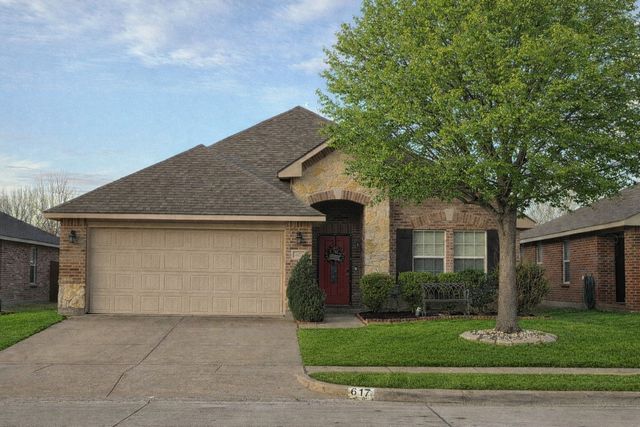 617 Blayke Street, Burleson, TX 76028