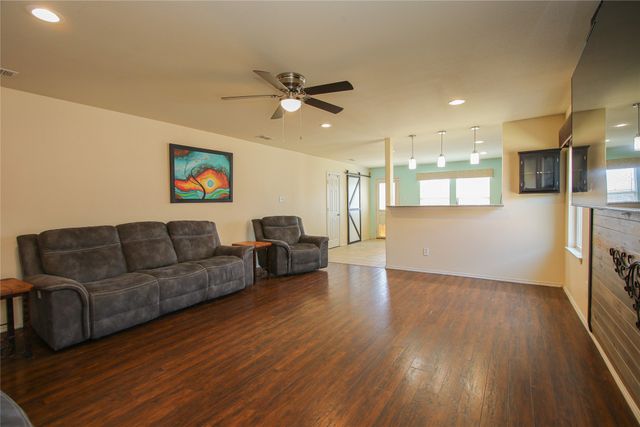 617 Blayke Street, Burleson, TX 76028