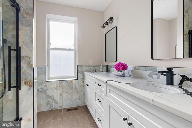 105 N HARRISON ST, Wilmington, DE 19805