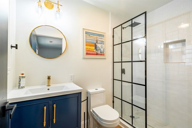 239 Southlake Drive, Mabank, TX 75156
