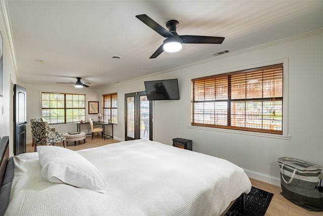 239 Southlake Drive, Mabank, TX 75156