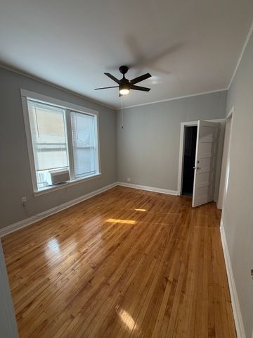 2607 W Iowa Street 1R, Chicago, IL 60622