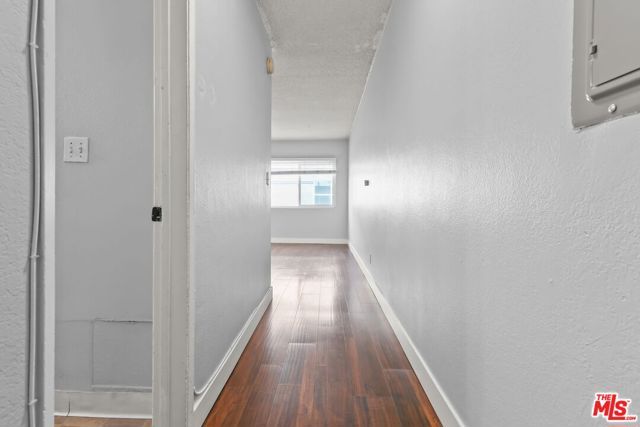 5555 Carlton Way 16, Los Angeles, CA 90028