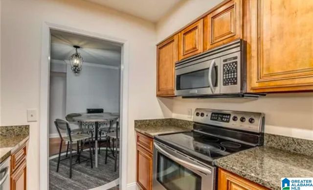 210 15TH STREET E, Tuscaloosa, AL 35401