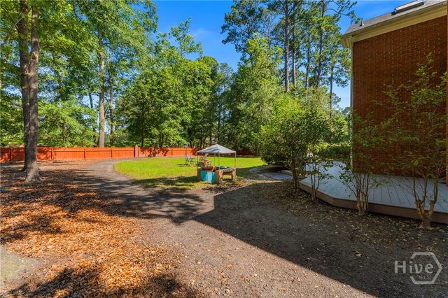6 Cedar Point Drive, Savannah, GA 31405