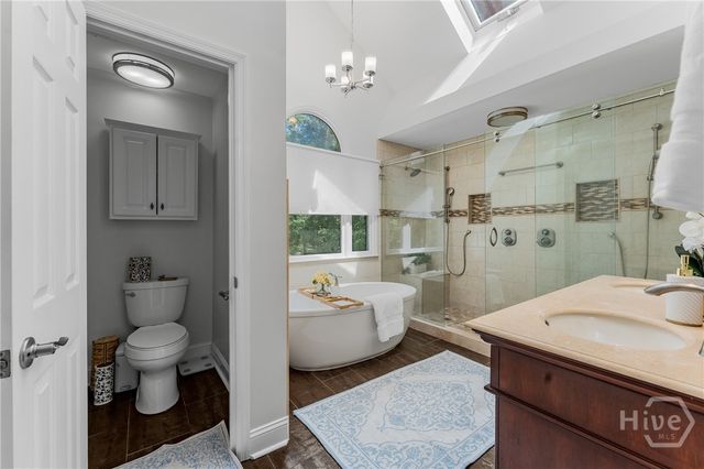6 Cedar Point Drive, Savannah, GA 31405
