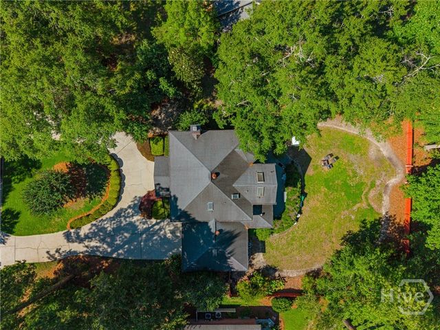 6 Cedar Point Drive, Savannah, GA 31405