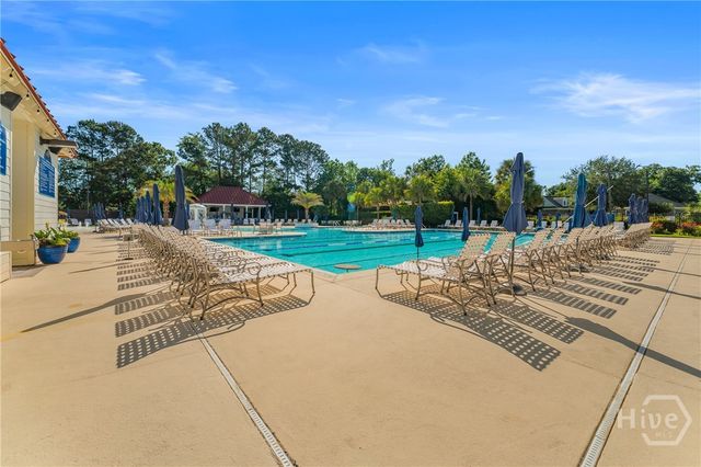 6 Cedar Point Drive, Savannah, GA 31405