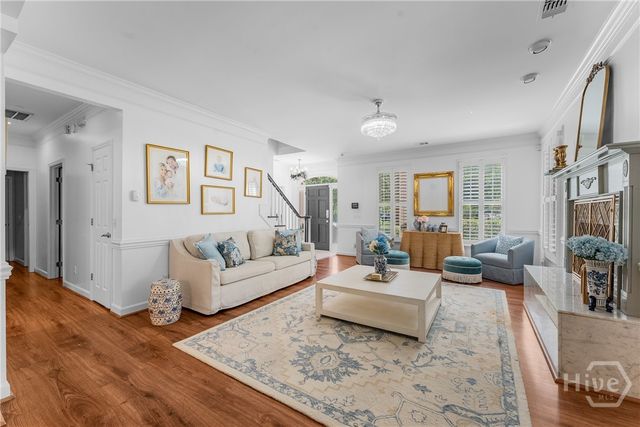 6 Cedar Point Drive, Savannah, GA 31405