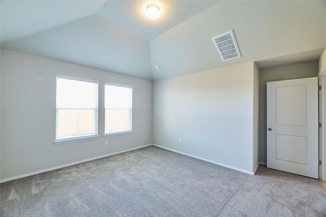 303 Trailside LN, Bastrop, TX 78602