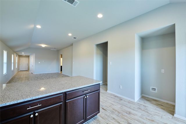 303 Trailside LN, Bastrop, TX 78602