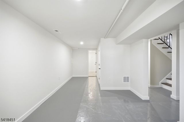 61 Hemlock Rd, Rockaway Boro, NJ 07866