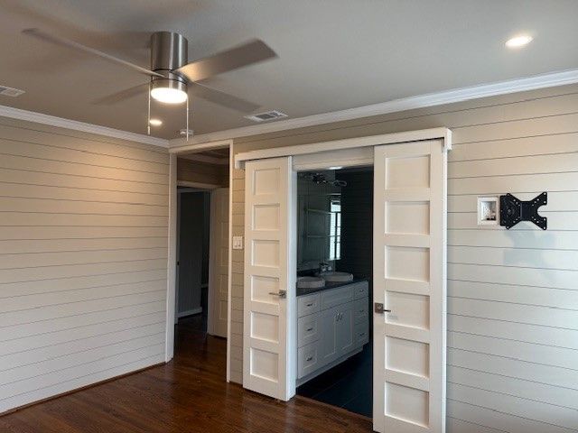 9941 Mixon Drive, Dallas, TX 75220