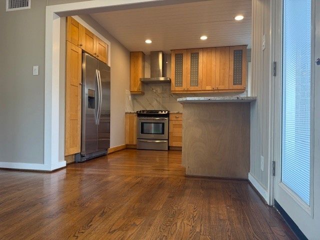 9941 Mixon Drive, Dallas, TX 75220