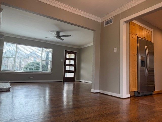 9941 Mixon Drive, Dallas, TX 75220