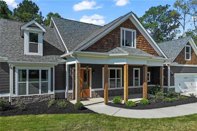 425 Blossom Trail, Acworth, GA 30101