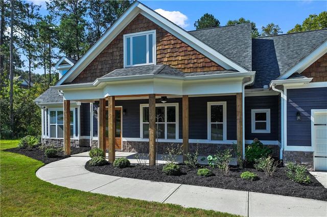 425 Blossom Trail, Acworth, GA 30101