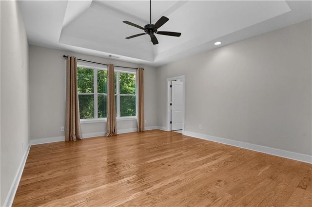 425 Blossom Trail, Acworth, GA 30101