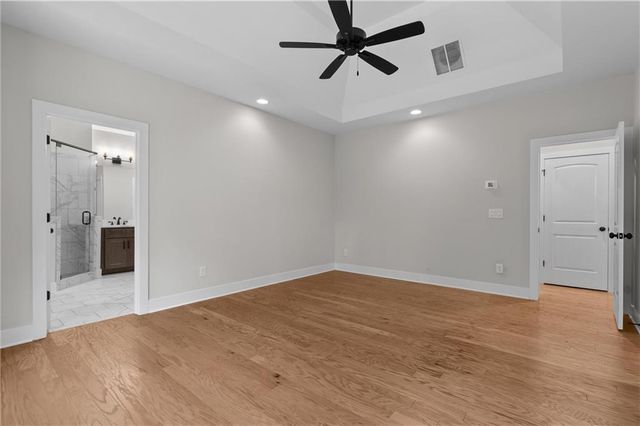 425 Blossom Trail, Acworth, GA 30101