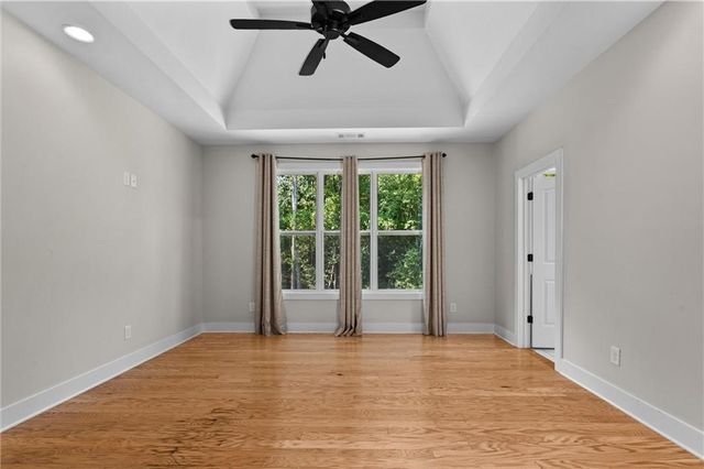 425 Blossom Trail, Acworth, GA 30101