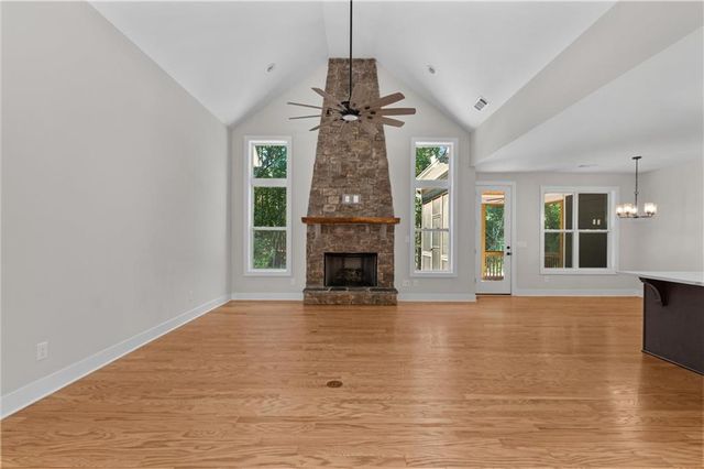 425 Blossom Trail, Acworth, GA 30101