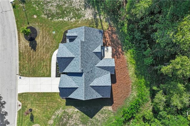 425 Blossom Trail, Acworth, GA 30101