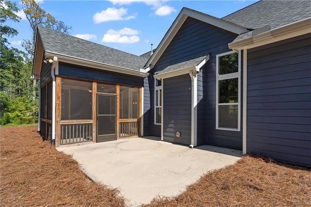 425 Blossom Trail, Acworth, GA 30101