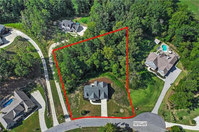 425 Blossom Trail, Acworth, GA 30101