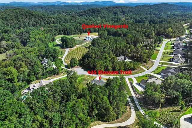 425 Blossom Trail, Acworth, GA 30101
