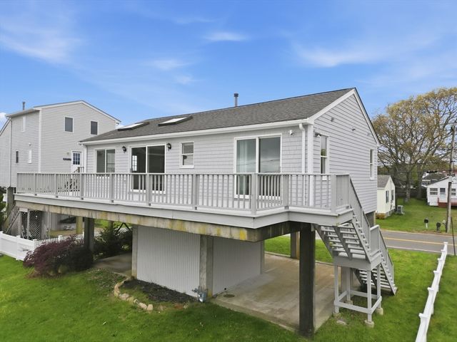 192 Swifts Beach Road, Wareham, MA 02571