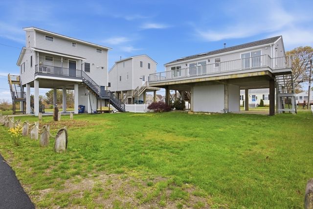 192 Swifts Beach Road, Wareham, MA 02571