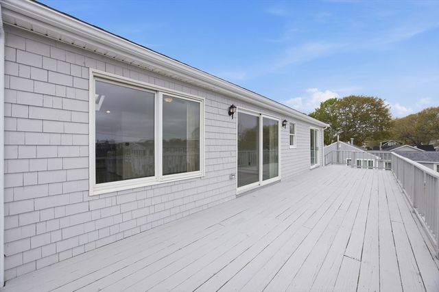192 Swifts Beach Road, Wareham, MA 02571