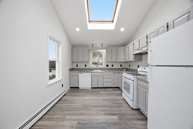 192 Swifts Beach Road, Wareham, MA 02571