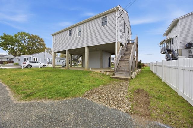 192 Swifts Beach Road, Wareham, MA 02571