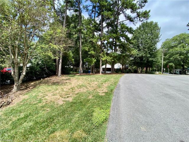 400 Statesville Boulevard, Salisbury, NC 28144