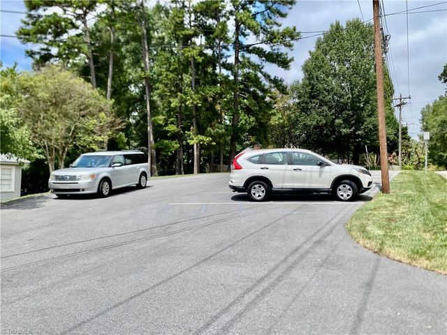 400 Statesville Boulevard, Salisbury, NC 28144