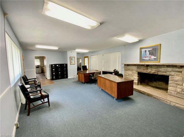 400 Statesville Boulevard, Salisbury, NC 28144