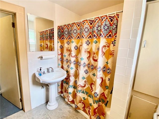 400 Statesville Boulevard, Salisbury, NC 28144