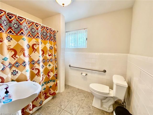 400 Statesville Boulevard, Salisbury, NC 28144