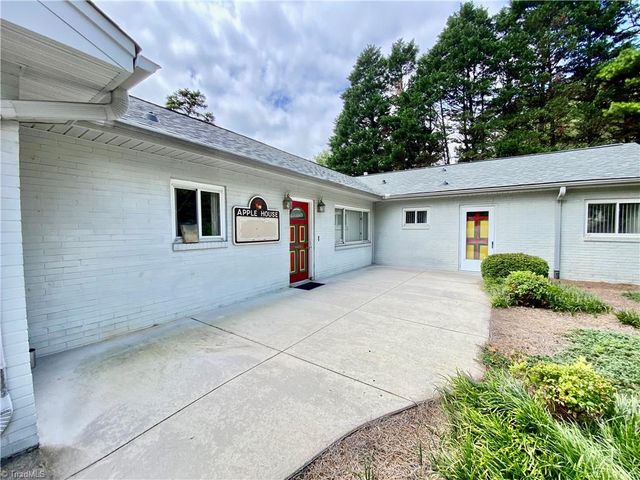 400 Statesville Boulevard, Salisbury, NC 28144