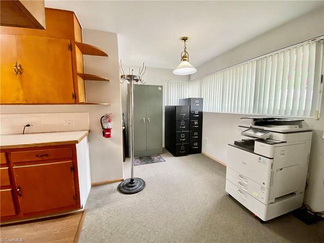 400 Statesville Boulevard, Salisbury, NC 28144