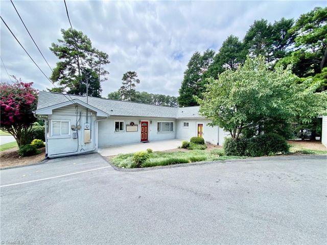 400 Statesville Boulevard, Salisbury, NC 28144