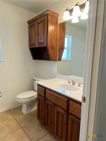 2302 Red Rock Drive, Belton, TX 76513