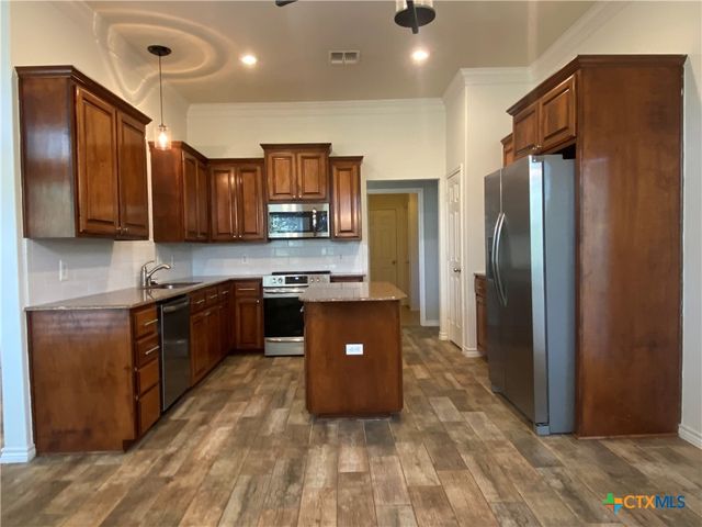 2302 Red Rock Drive, Belton, TX 76513